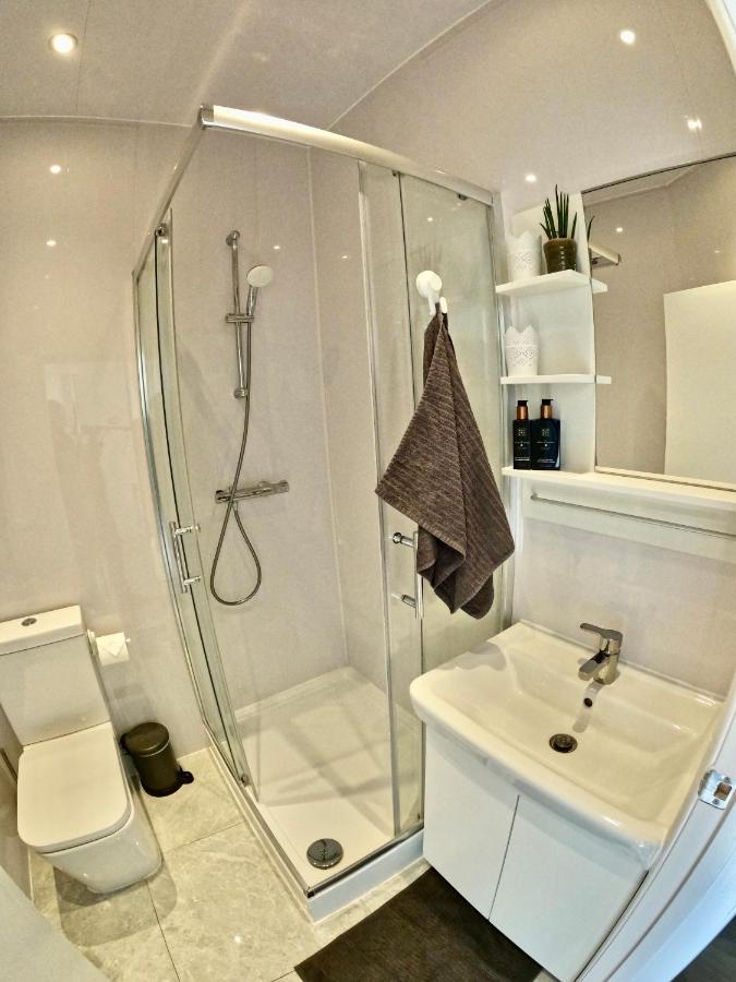 Lovely One Bedroom Flat Λονδίνο Εξωτερικό φωτογραφία