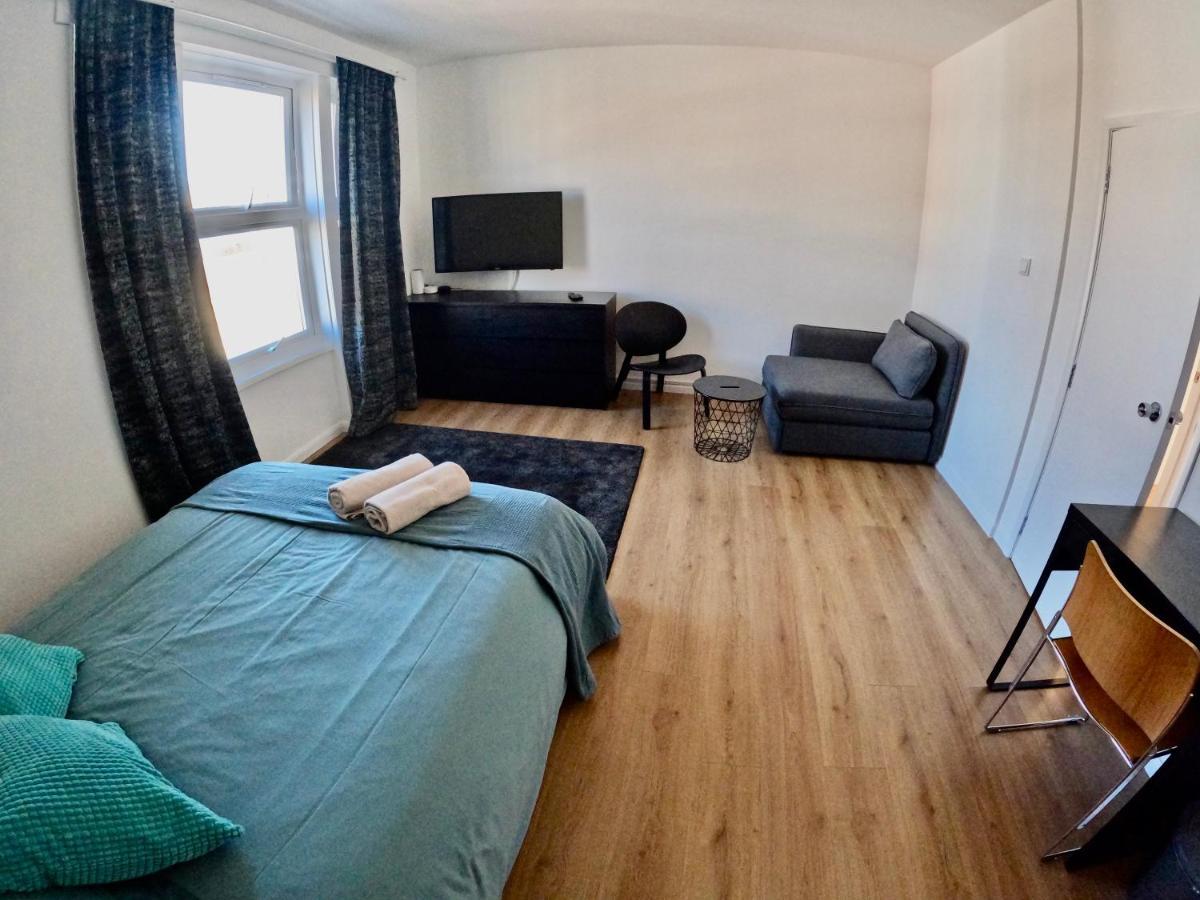 Lovely One Bedroom Flat Λονδίνο Εξωτερικό φωτογραφία