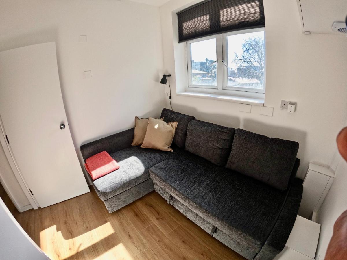 Lovely One Bedroom Flat Λονδίνο Εξωτερικό φωτογραφία
