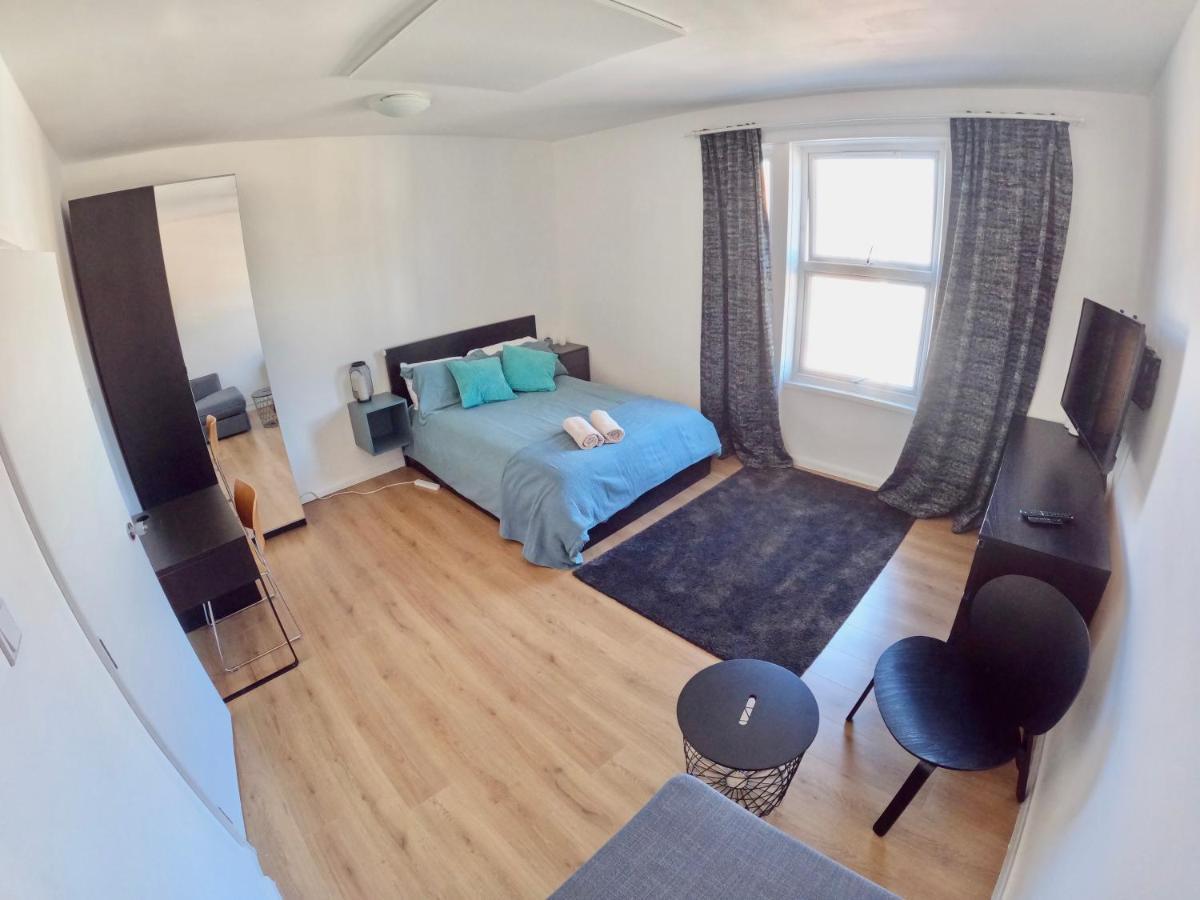 Lovely One Bedroom Flat Λονδίνο Εξωτερικό φωτογραφία